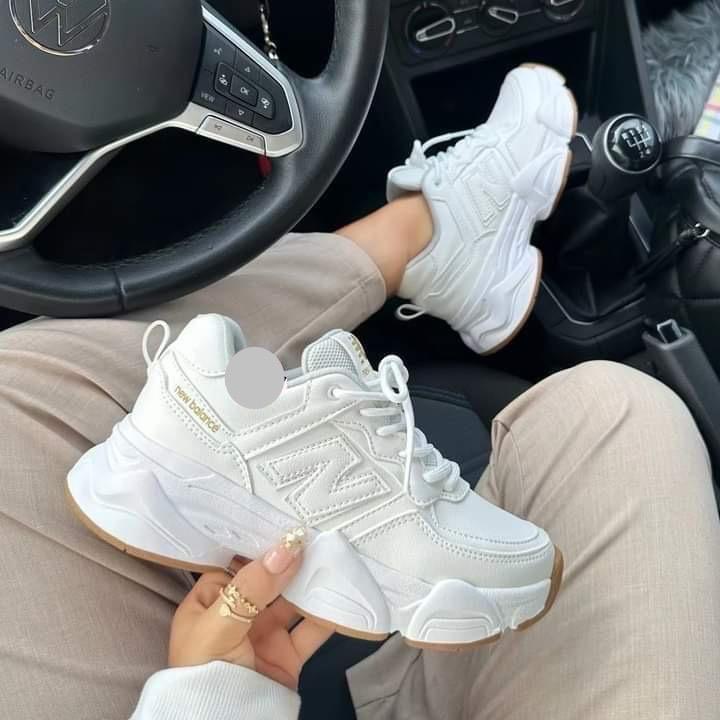 NEW BALANCE DAMA