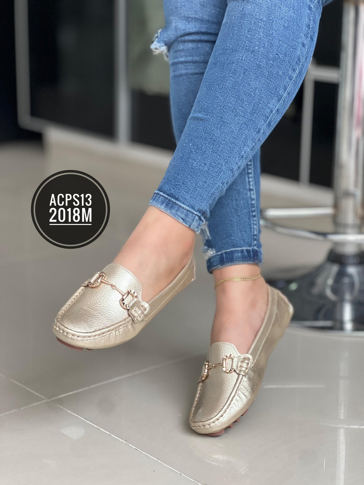 MOCASIN EN CUERO